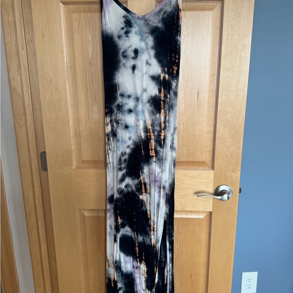 Tie-Dye Maxi Dress - Black and White